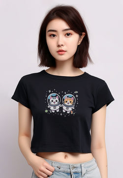 LTF85 Kaos Crop Top Wanita Gambar "kucing anjing astronot" hitam