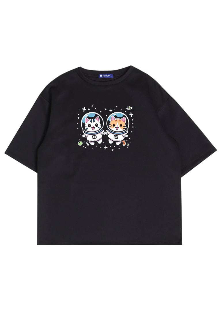 MTT07 Kaos Oversize Gambar Astronot Kucing Anjing Bahan Scuba Tebal Hitam