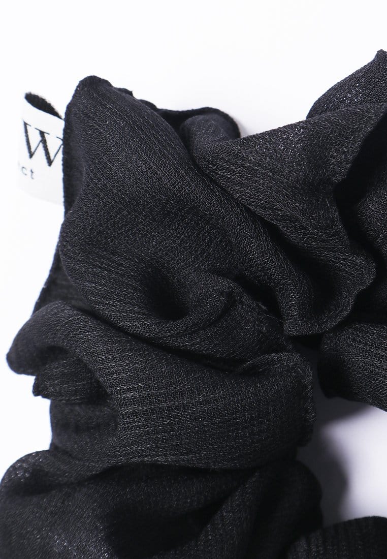 Daw Project DC012 Scrunchie Hijab Hitam