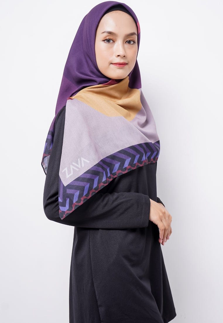 Zava  ZV025 Hijab Segiempat Voal Arrow Polka Line Maroon