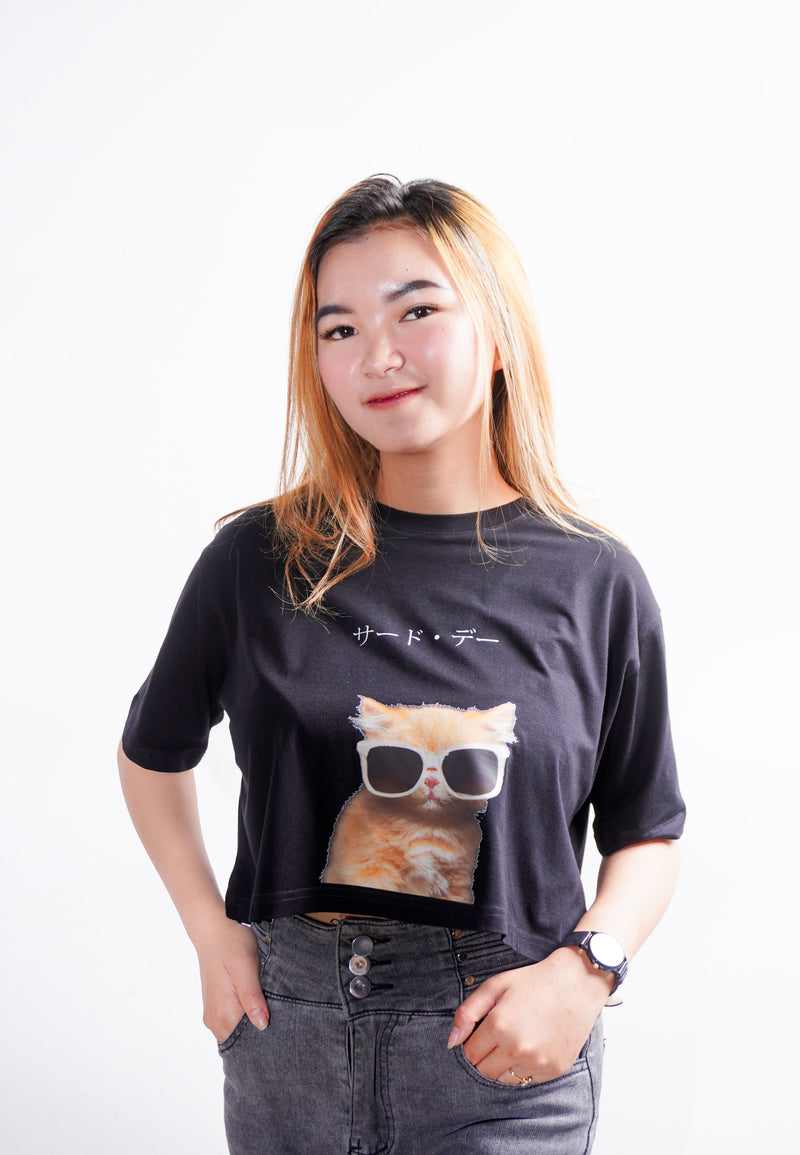 TDLA LTE33 crop top OLC oversize kucing berkacamata jepang hitam