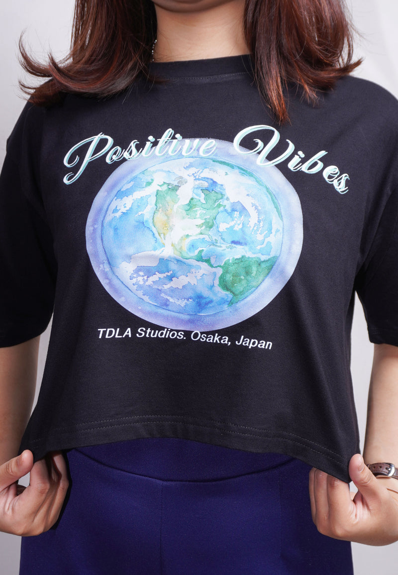 TDLA LTE53 kaos crop oversize OLC wanita bumi earth biru positive vibes hitam