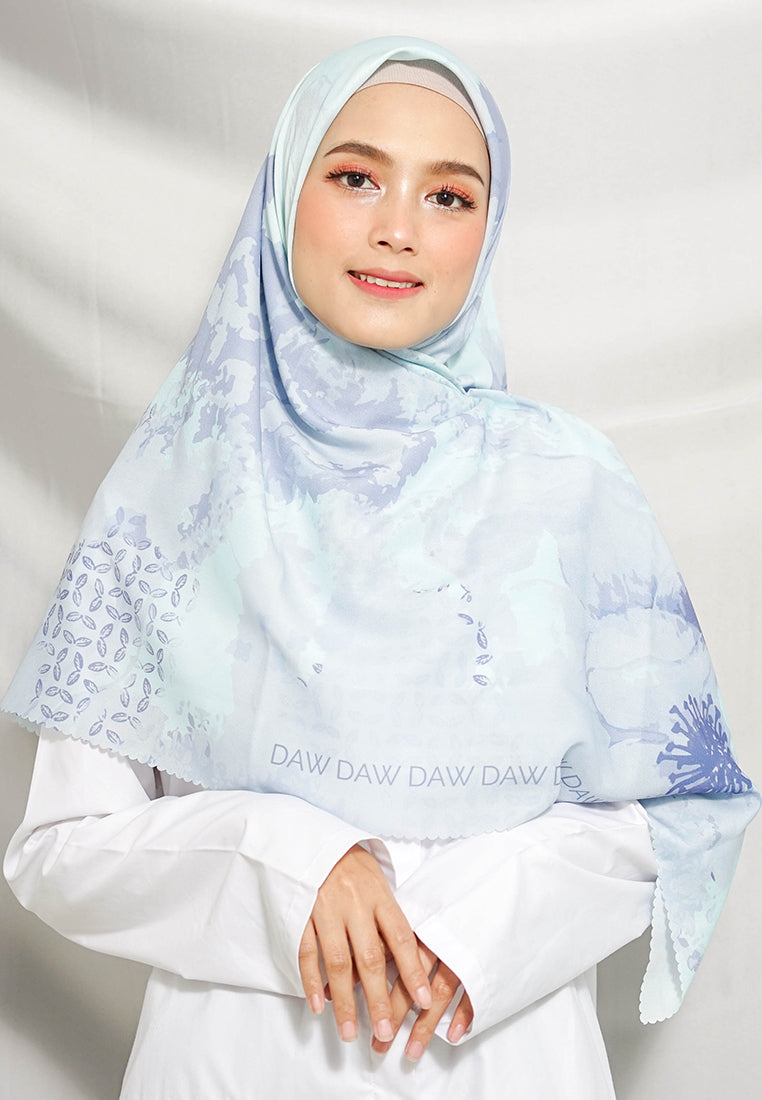 WK008 LP37C kerudung segi empat voal Penelope series bunga dusty pink