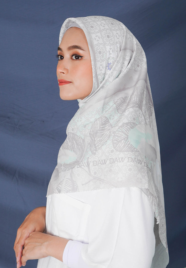 WK042 kerudung segi empat voal DAW Project Lilith Series abu muda