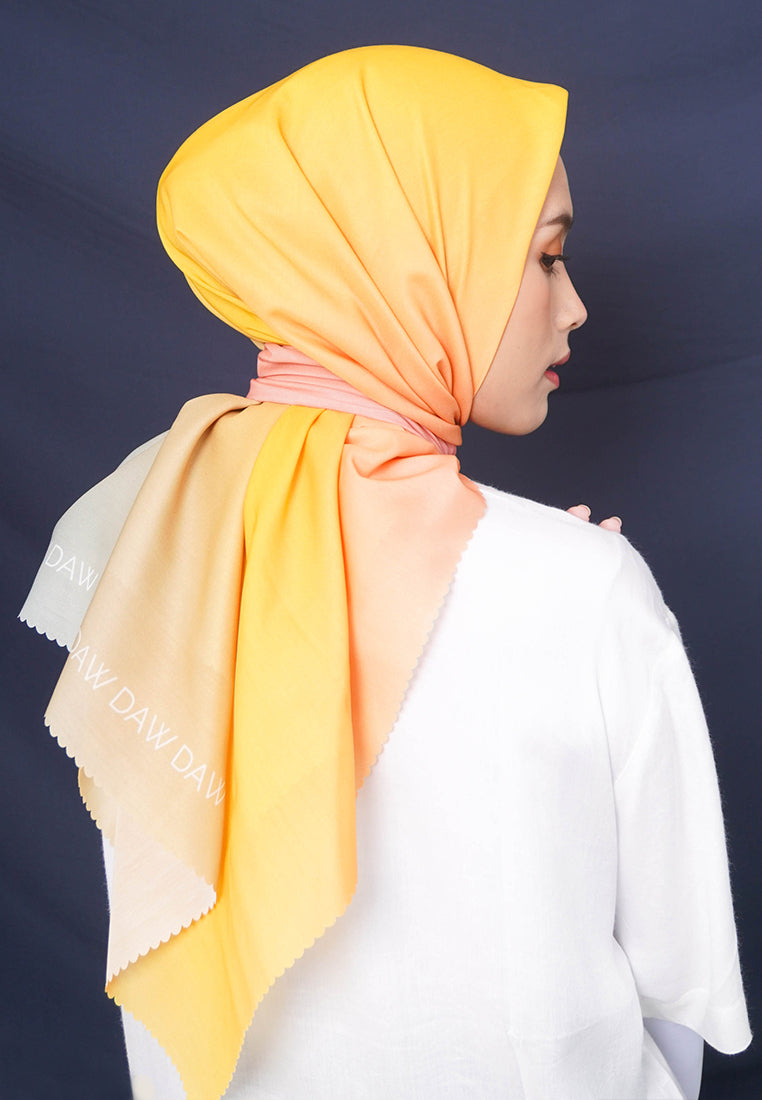 WK044 kerudung segi empat gradasi multicolor DAW Project Glow Series Light Blue Baby Pink